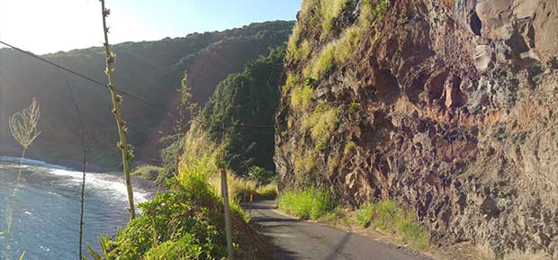 Vägen efter Hana, small kustväg på Maui